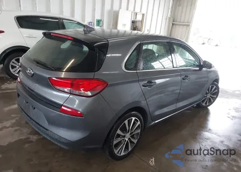 2018 Hyundai Elantra Gt z USA, uszkodzony, nr VIN KMHH35LE2JU074881